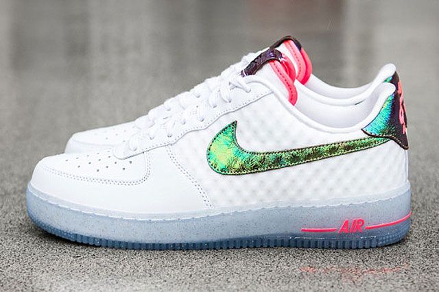 Nike Air Force 1 Low Cmft Prm Qs Hyper Punch Sideview