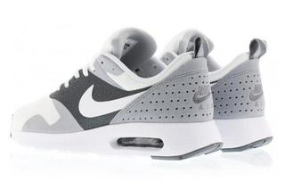 air max tavas white cool grey