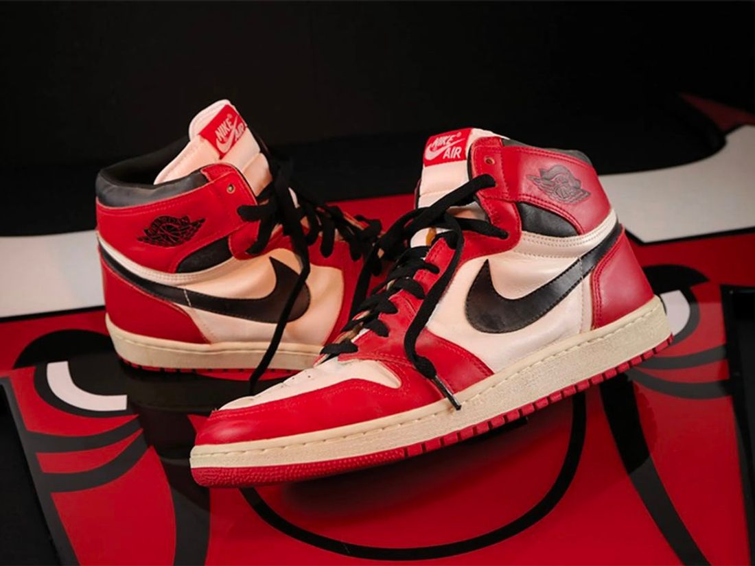 Michael Jordan Debuts The Nike Air Jordan