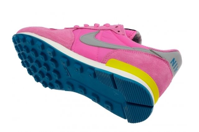 Nike Womens Air Pegasus Hot Pink