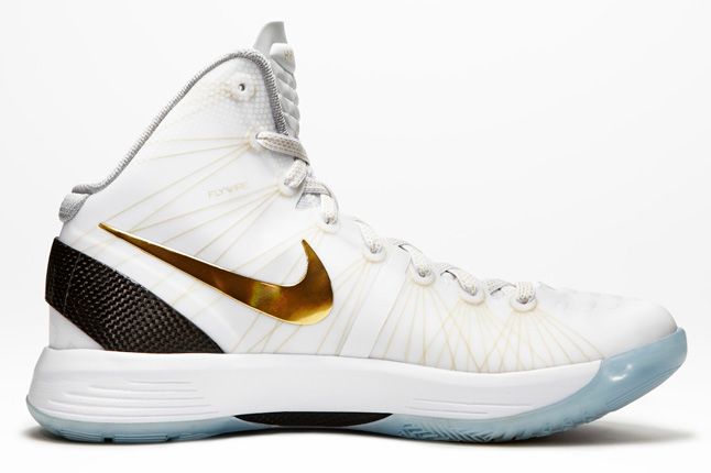 nike hyperdunk elite