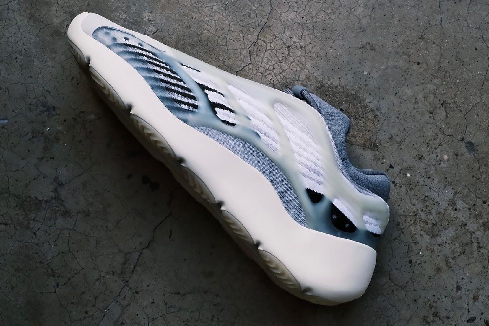 adidas 700 V3 Appears in 'Fade Salt' - Sneaker