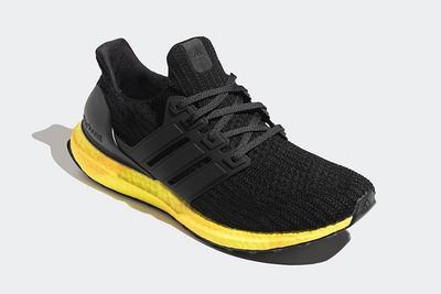 Adidas Ultra Boost Black Yellow Fv7280 Front Angle