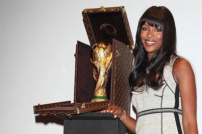 World Cup Louis Vuitton Naomi Campbell 2 1
