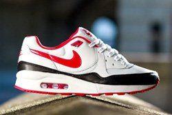 Nike Wmns Air Max Light White Chilling Red Thumb Bump 1