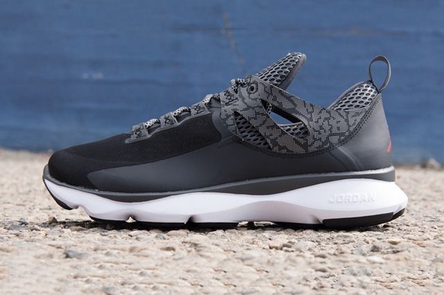 Jordan Flight Runner Collection 2