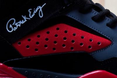 Ewing Focus Black Red Detail 1