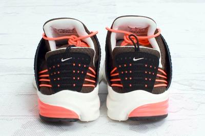 Nike Lunar Presto Deep Smoke Total Crimson Heels 1