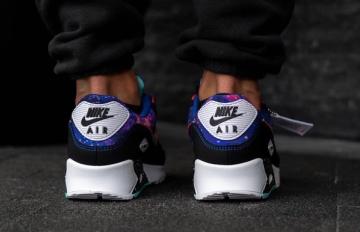 A Look Back At The 'Galaxy' Footwear Collection by Nike