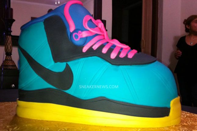 Sneaker Freaker Sneaker Cakes Nike Lebron 8 South Beach 02 1