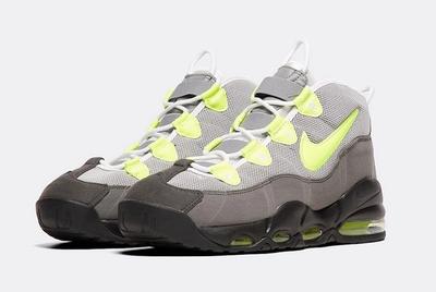 Nike Air Max Uptempo 95 Black Volt Dust Dark Pewter Front Angle