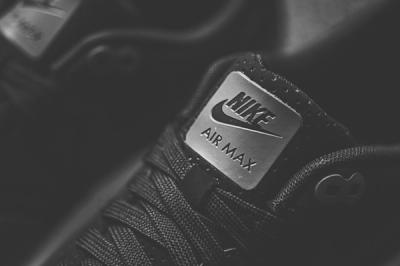 Nike Air Max 1 Ultra Moire Black Dark Grey 2