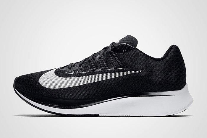 black nike zoom fly