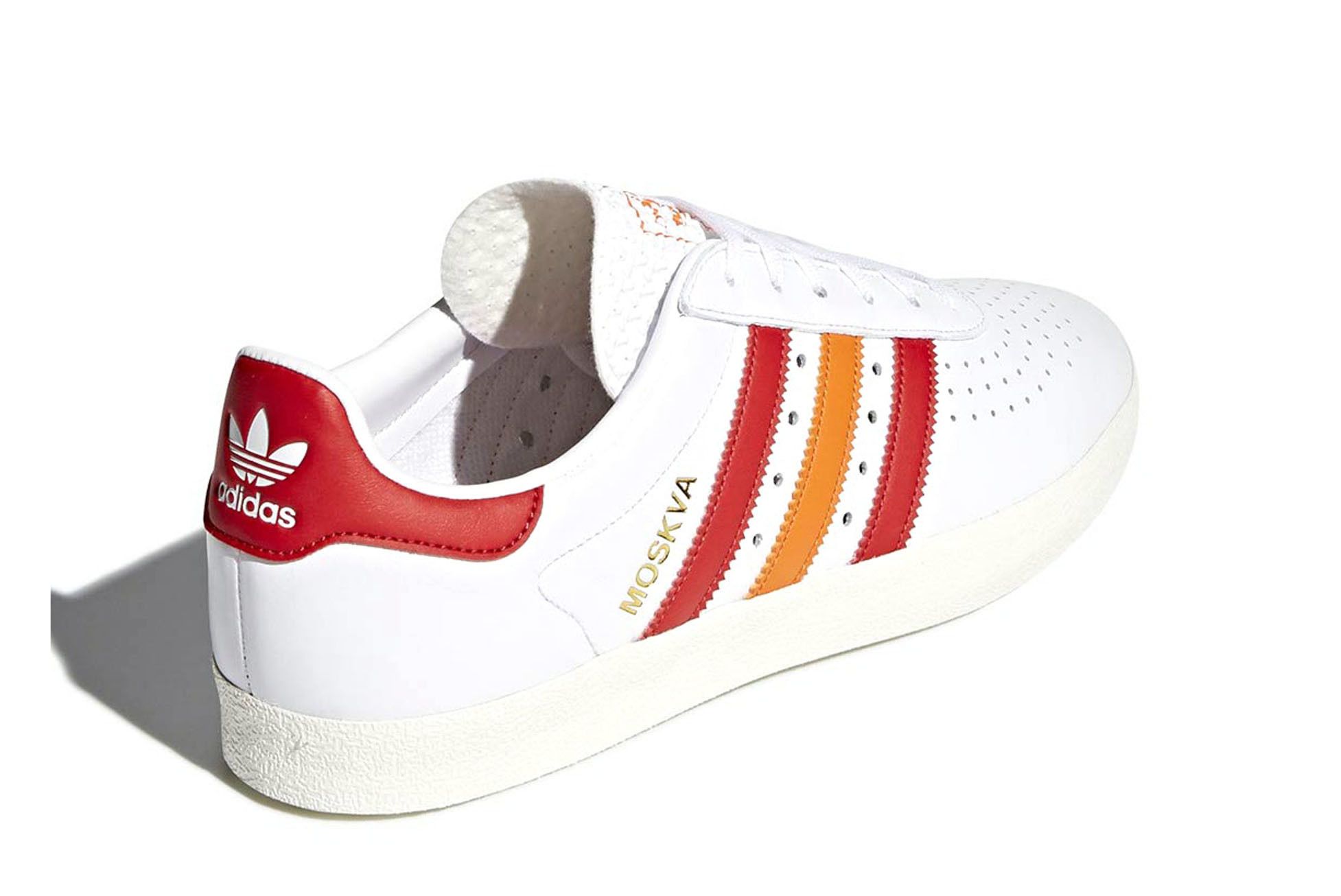 Adidas moscow. Adidas 350 Moskva. Кеды adidas Moskva. Adidas Moskva кроссовки. Адидас Москоу кроссовки.