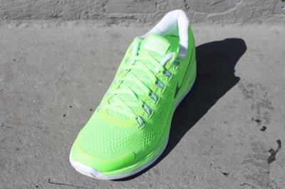 Nike Lunarglide 4 Electric Green Quater Front 1