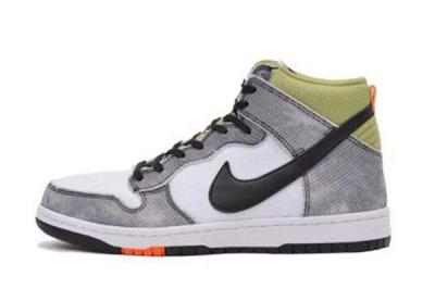 Nike Dunk Cmft Wolf Grey Green Orange 3