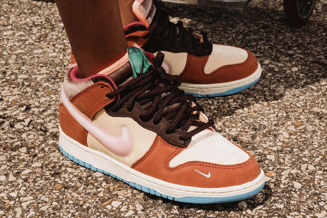 social status x nike dunk low release date