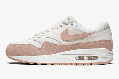 Nike Air Max 1 Sandy Suede 319986 120 Lateral Side Shot