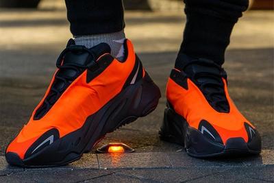 Adidas Yeezy Boost 700 Mnvn Orange Toe