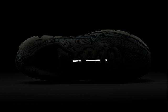 Where to Buy the Women’s Nike Zoom Vomero 5 ‘Photon Dust’ - Sneaker Freaker