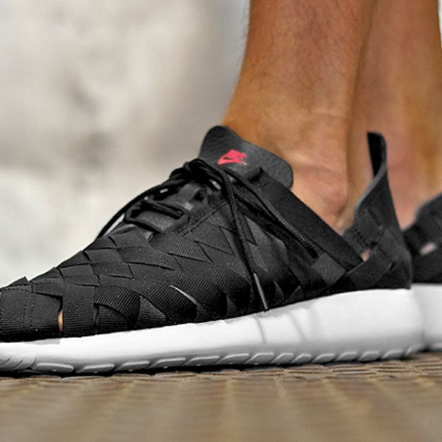 Nike Run Woven (Fuchsia - Sneaker