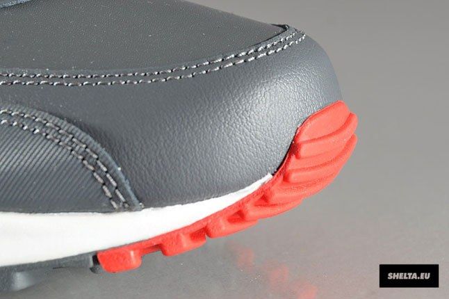 Nike Buckeyes Sneaker 1