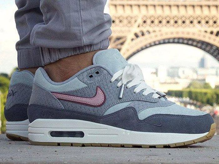 Paris Exclusive Air Max 1 Bespoke Limited To Only 75 Pairs! -
