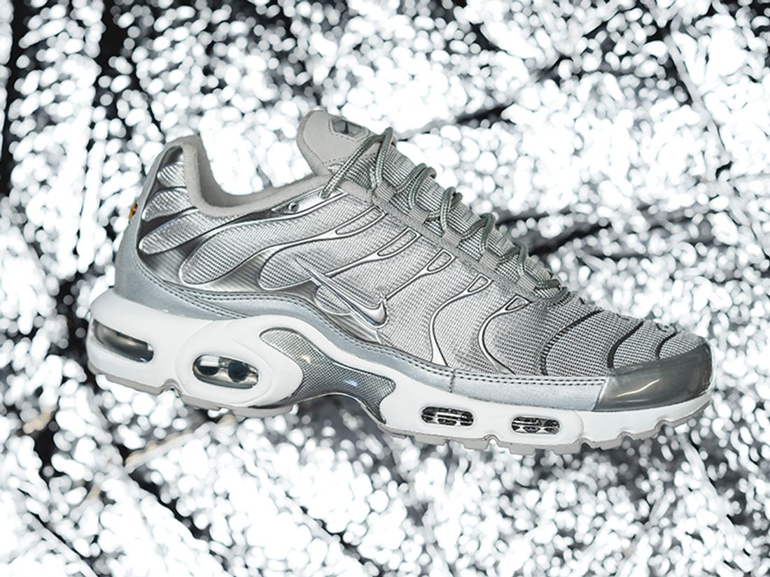 The Blistering Nike 'Silver Bullet 2.0' Arrives at Foot Locker - Sneaker Freaker