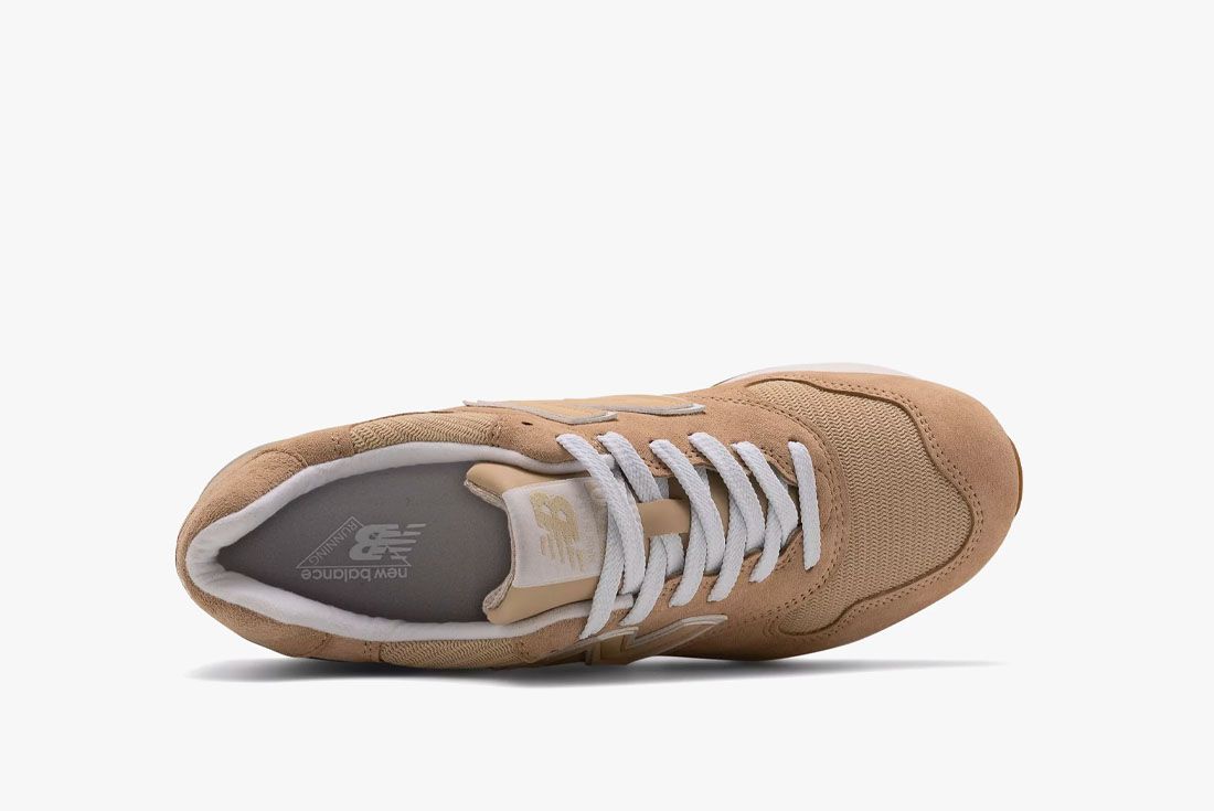 The New Balance 1400 Returns with a Tan 