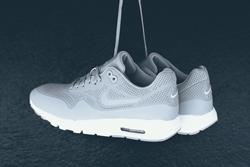 Nike Am1 Ultra Moire Wolf Grey Thumb