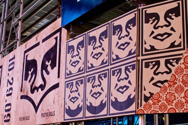 Obey Levis Live Installation Shepard Fairey Time Square 09 1