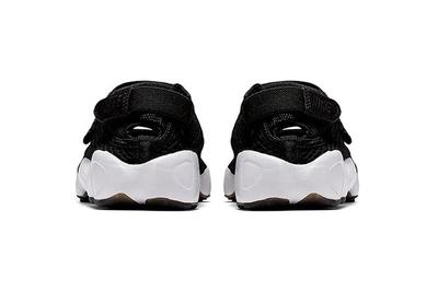 Nike Air Rift Black And White Heel Shot 3