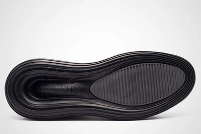 Nike Air Max 720 Saturn Black Sole Shot 2