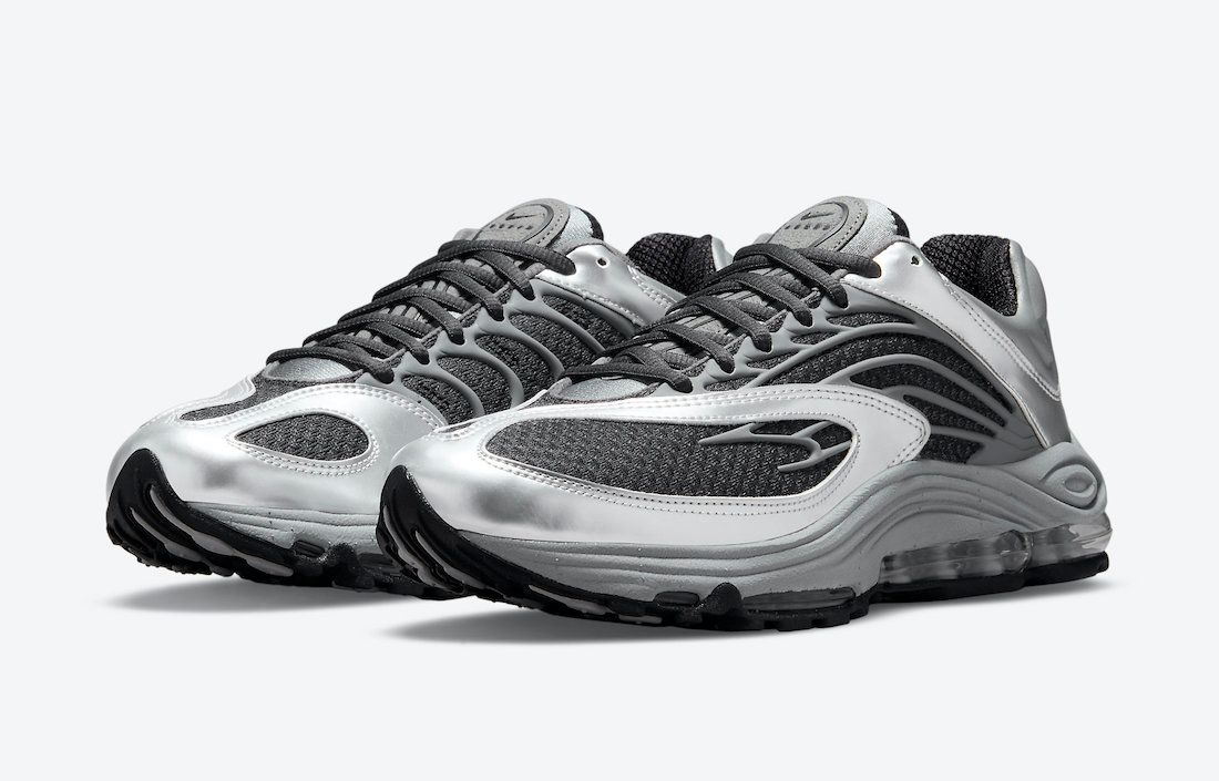 The Air Tuned Max Shines 'Metallic Silver' Sneaker Freaker