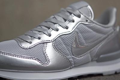 Nike Wmns Silver Pack 3