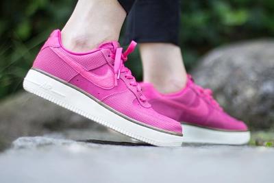 Nike Air Force 1 Low Wmns Pink 3