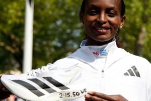 These Are the Marathon-Winning Running Shoes of 2025