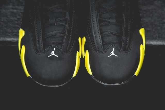 Air Jordan 14 Thunder Bump 5