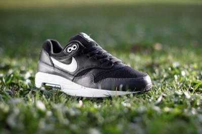 Nike Air Max 1 Gs Black Dark Grey 31