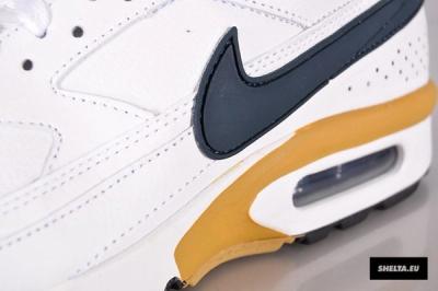Nike Sportswear Air Classic Bw Armory Navy Midfoot Detail