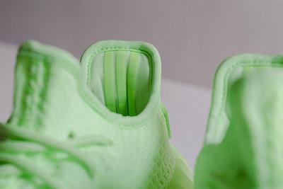 Adidas Yeezy Boost 350 V2 Glow In The Dark Heel