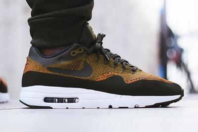 Nike Air Max 1 Ultra Flyknit Olive Flakfeature