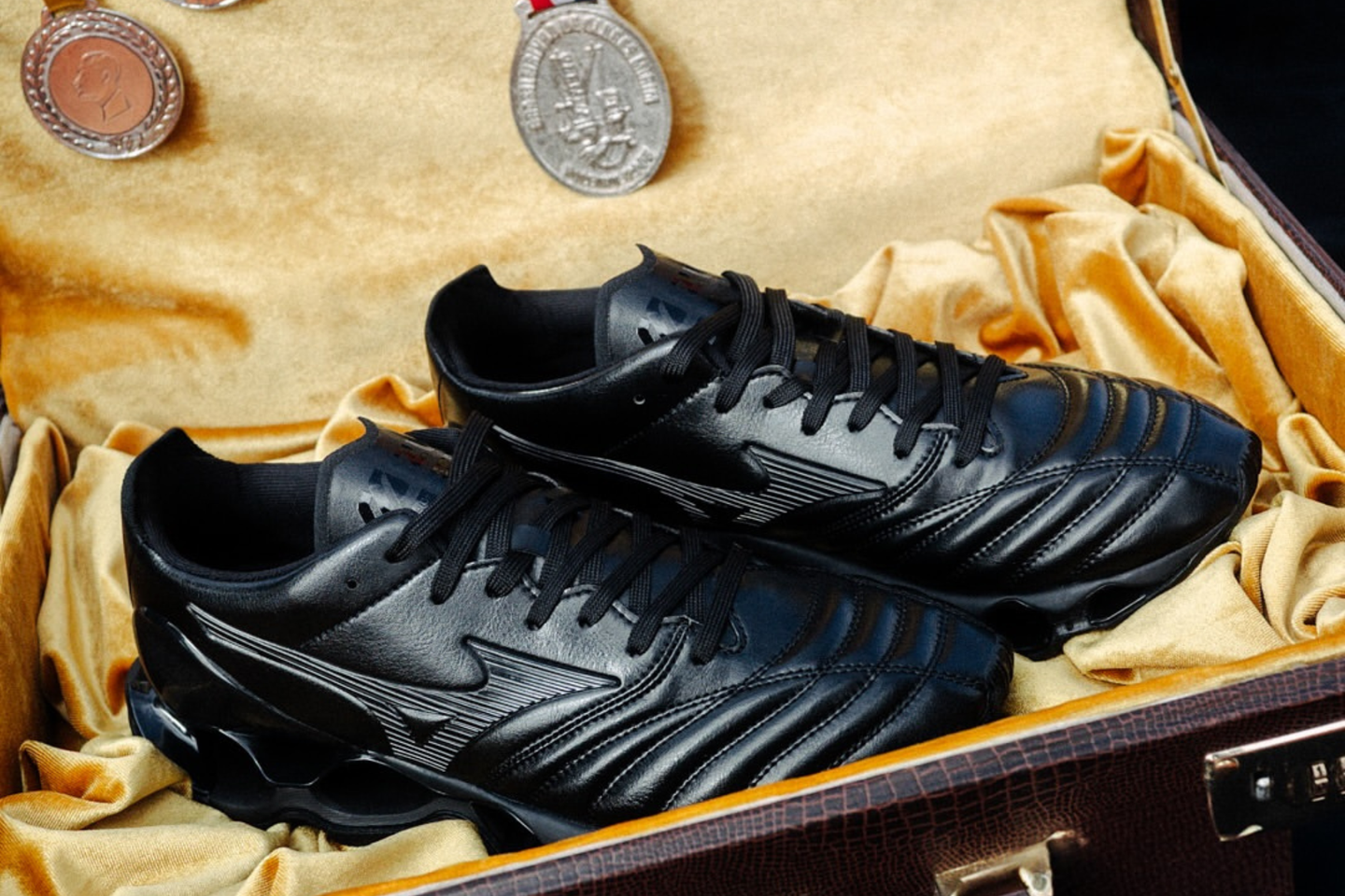 Mizuno Wave Prophecy Morelia Neo