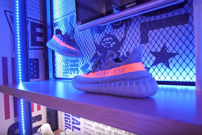 YouTuber Offers Peep Inside China's 'Official' Fake Yeezy Store - Sneaker Freaker