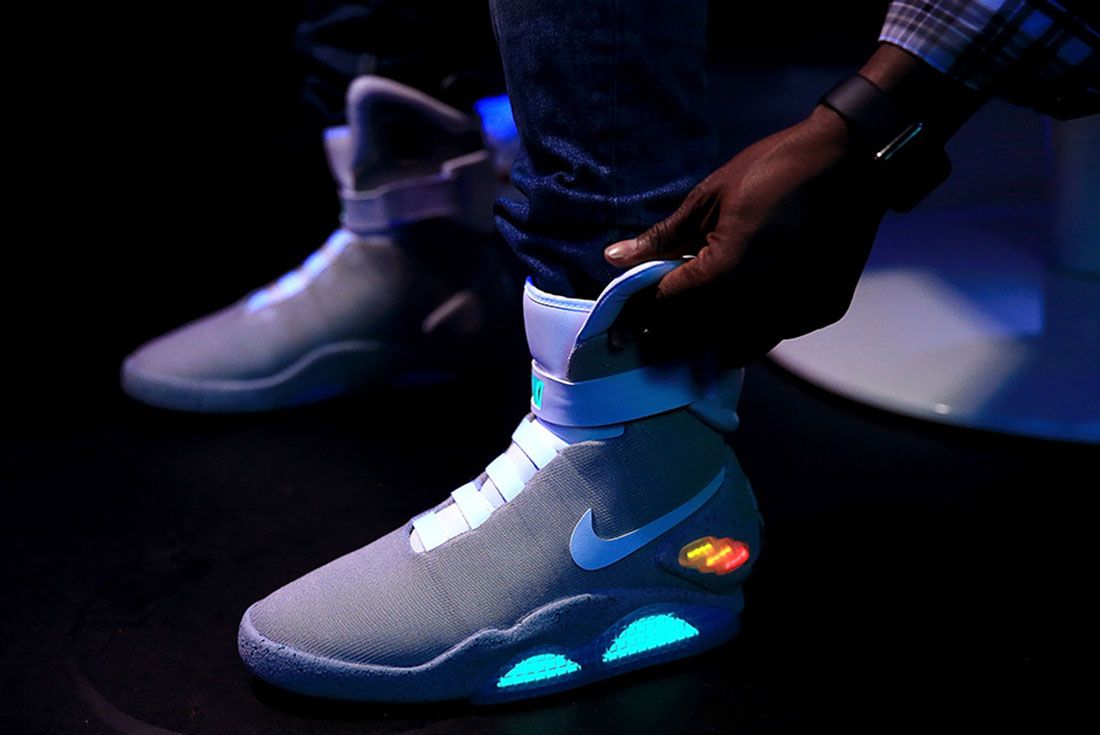 otoño Altoparlante Extraer London Nike Mag Auction Won With Another Crazy Bid - Sneaker Freaker