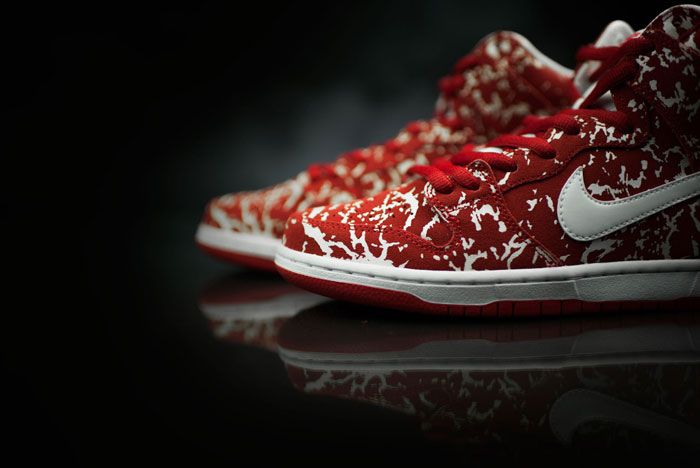 nike dunk sb raw meat
