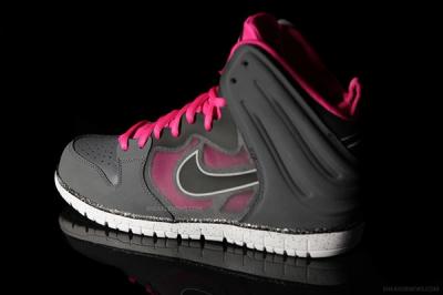 Nike Dunk High Free Grey Pink Profile 1