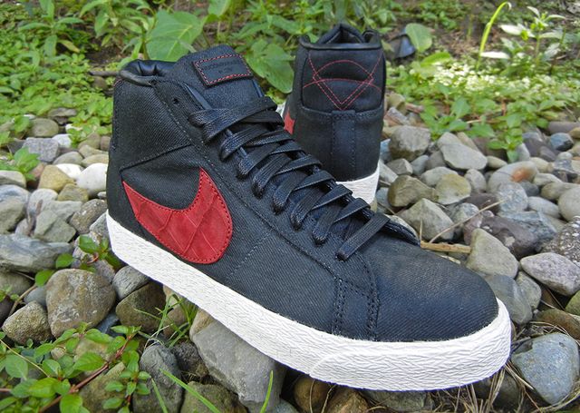 nike blazer mid red suede