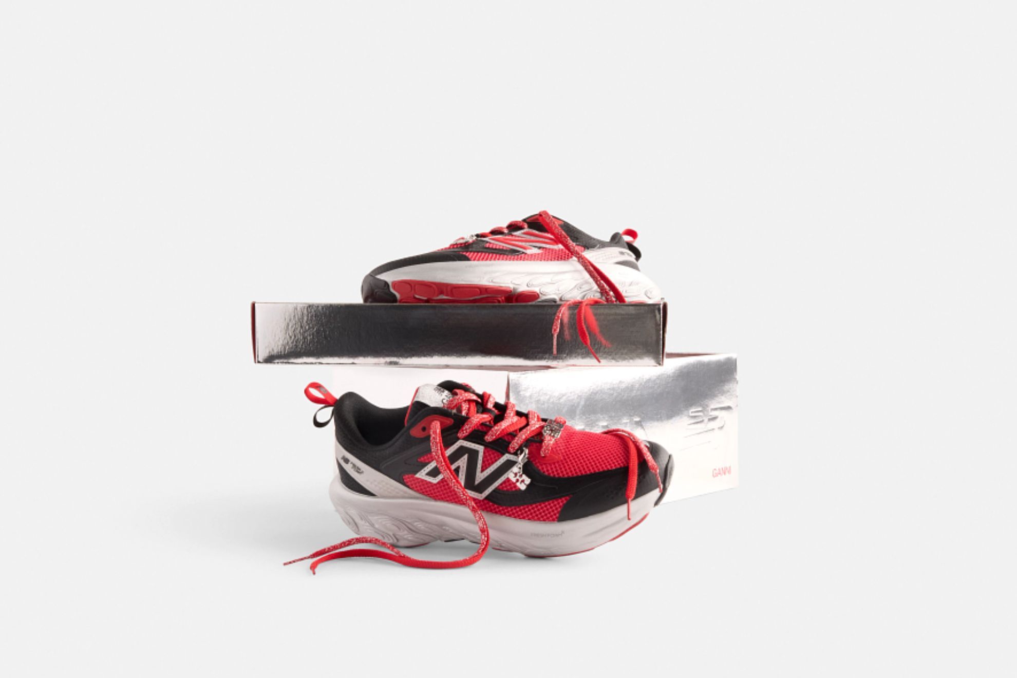 第3弾☆ [Ganni] New Balanceコラボ Fresh Foam Trainer 11月29日発売｜GANNI x New Balance FRESH FOAM TRAINERの定価