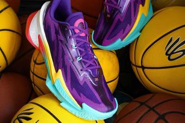 Curry Camp Is Going International – And the Series 7's Coming With It
